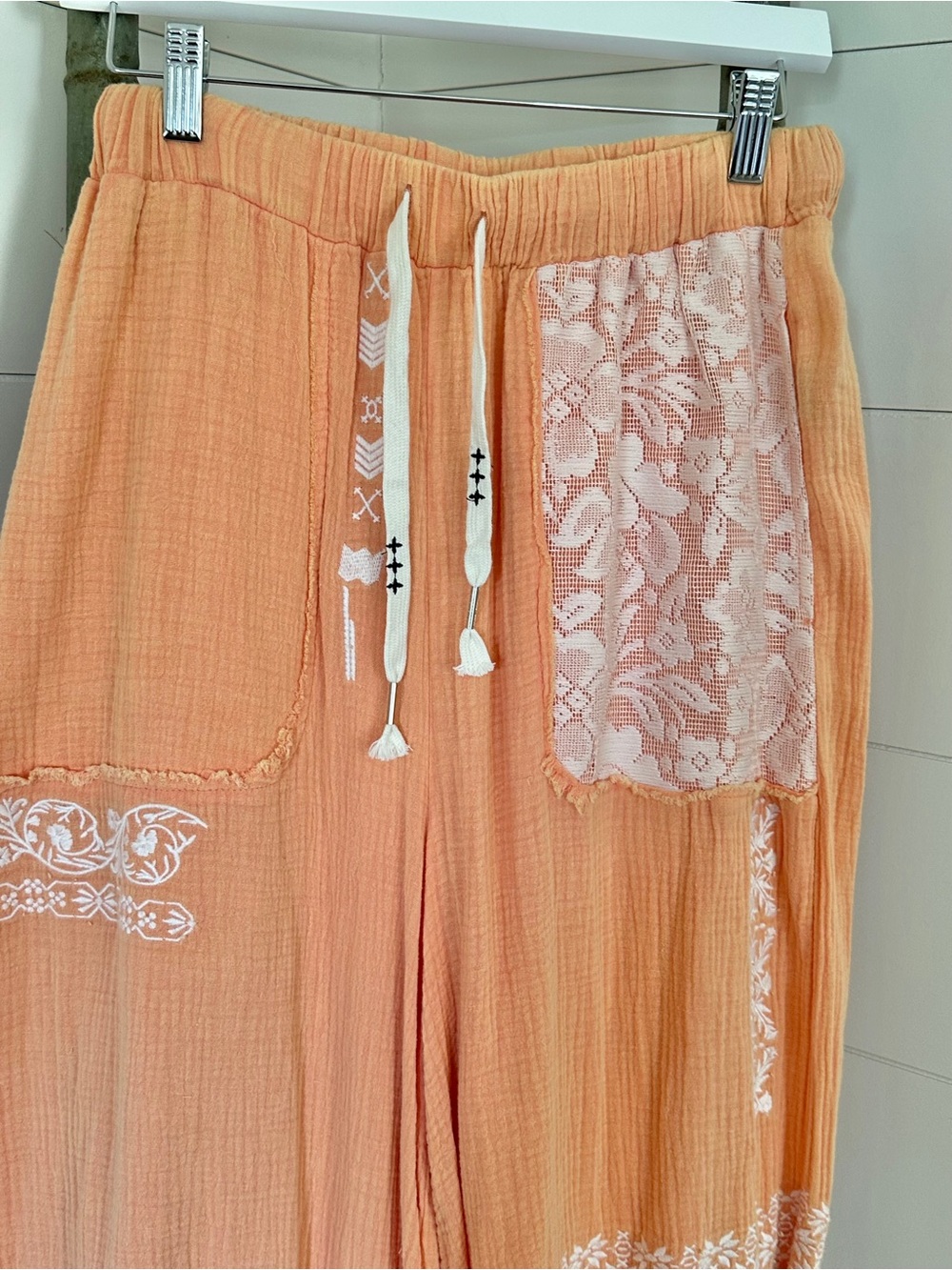 NEW Curated POL SET: Peach Patchwork Drawstring Lounge Pants and Floral Hoodie - Picture 6 of 6